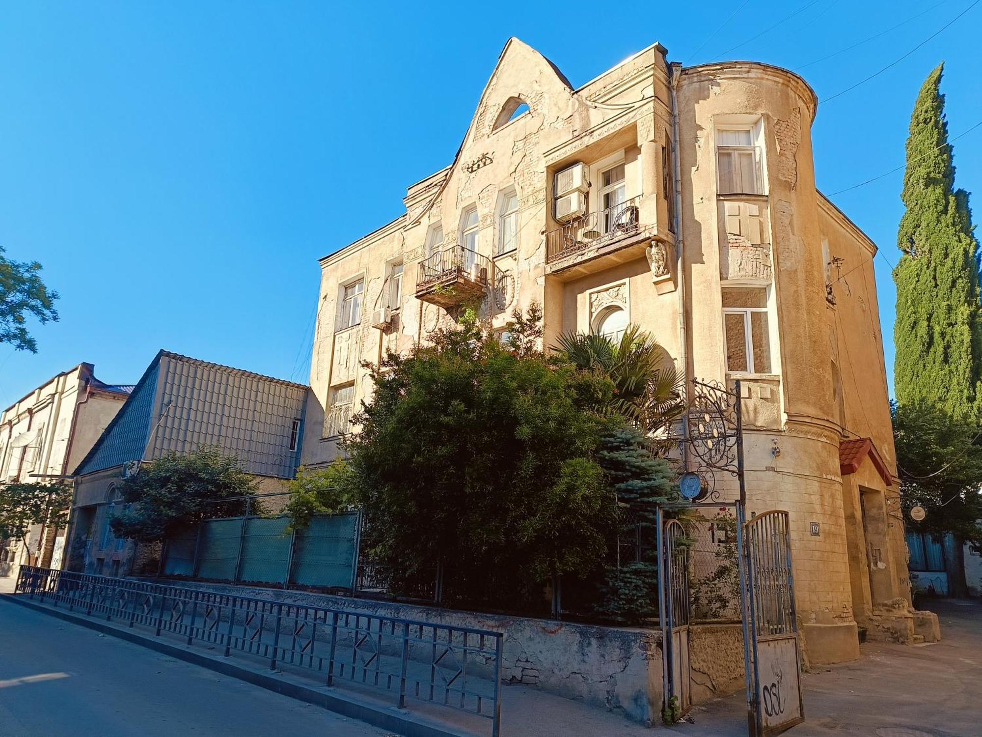 Guest House Irina Tbilisi Exterior photo